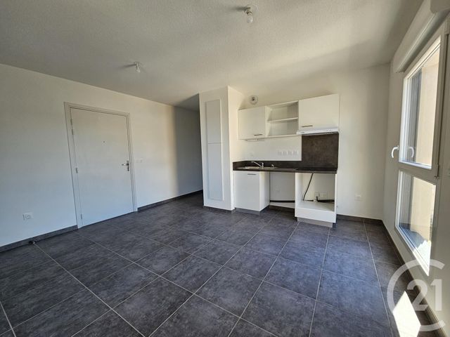 Appartement F2 à louer - 2 pièces - 40.9 m2 - CASTELNAU LE LEZ - 34 - LANGUEDOC-ROUSSILLON - Century 21 Vicarello
