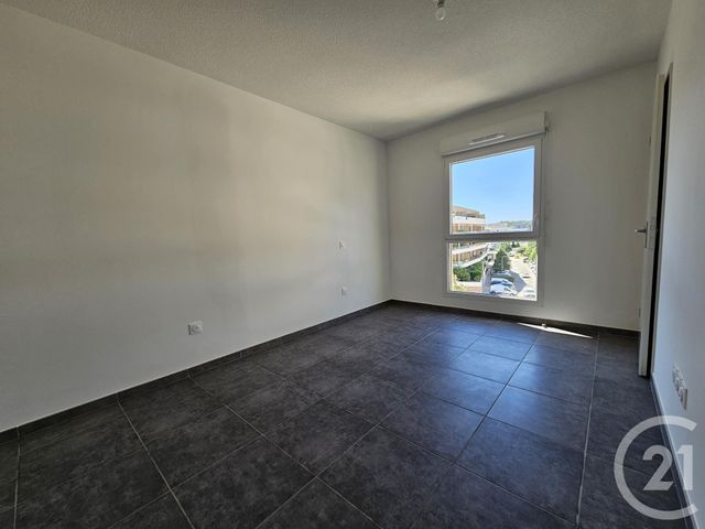 Appartement F2 à louer - 2 pièces - 40.9 m2 - CASTELNAU LE LEZ - 34 - LANGUEDOC-ROUSSILLON - Century 21 Vicarello