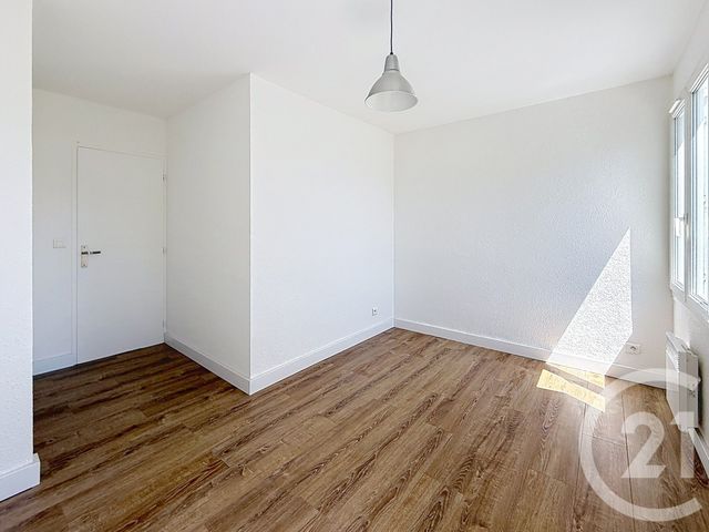 Appartement T5 à vendre - 5 pièces - 78.0 m2 - CASTELNAU LE LEZ - 34 - LANGUEDOC-ROUSSILLON - Century 21 Vicarello