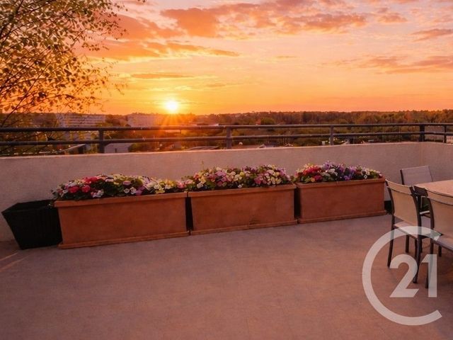 Appartement T5 à vendre - 5 pièces - 78.0 m2 - CASTELNAU LE LEZ - 34 - LANGUEDOC-ROUSSILLON - Century 21 Vicarello