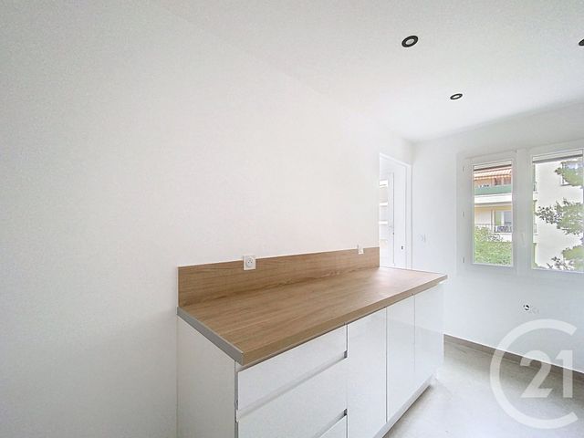 Appartement F3 à louer - 3 pièces - 59.0 m2 - MONTPELLIER - 34 - LANGUEDOC-ROUSSILLON - Century 21 Vicarello