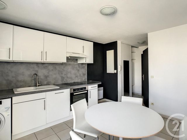 Appartement F2 à louer - 2 pièces - 40.81 m2 - MONTPELLIER - 34 - LANGUEDOC-ROUSSILLON - Century 21 Vicarello