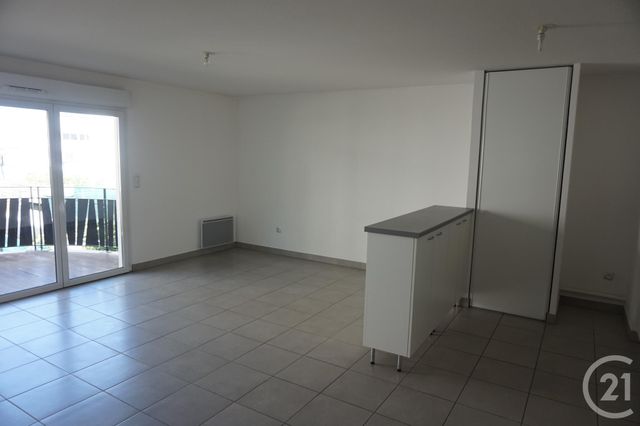 Appartement F3 à louer - 3 pièces - 64.9 m2 - CASTELNAU LE LEZ - 34 - LANGUEDOC-ROUSSILLON - Century 21 Vicarello