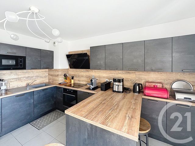 Appartement F4 à vendre ST JEAN DE VEDAS