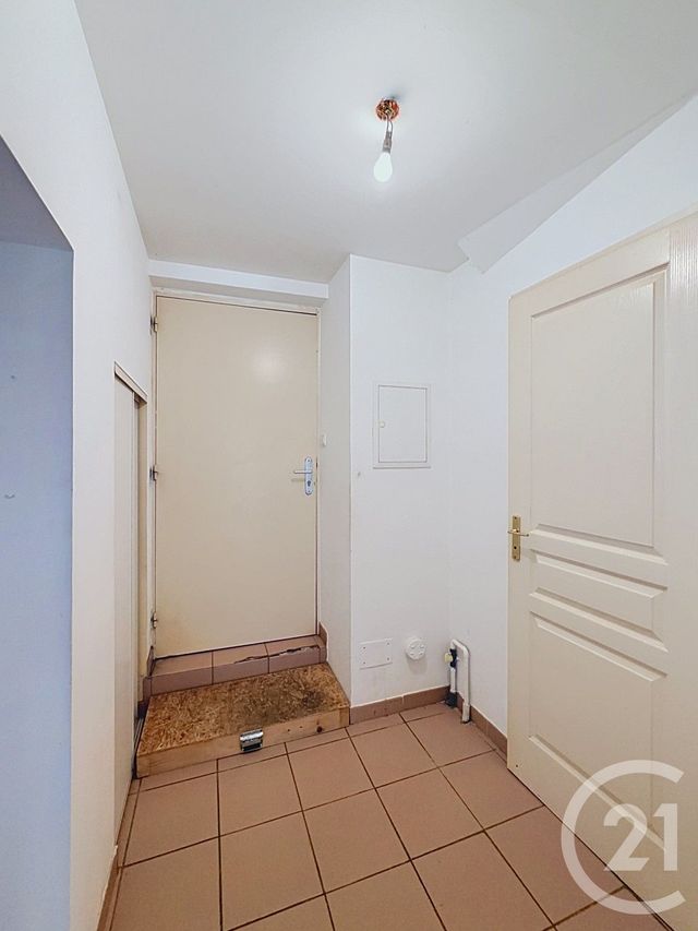 Appartement F3 à louer - 3 pièces - 67.11 m2 - LANSARGUES - 34 - LANGUEDOC-ROUSSILLON - Century 21 Vicarello