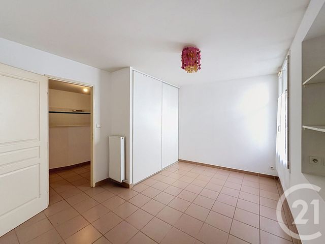 Appartement F3 à louer - 3 pièces - 67.11 m2 - LANSARGUES - 34 - LANGUEDOC-ROUSSILLON - Century 21 Vicarello