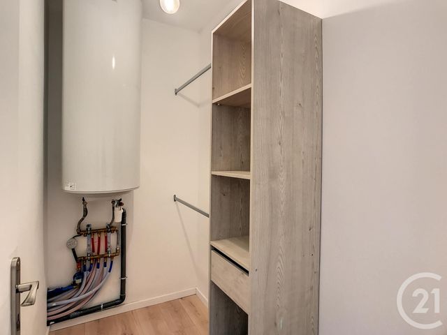 Appartement F4 à louer - 4 pièces - 87.1 m2 - CASTELNAU LE LEZ - 34 - LANGUEDOC-ROUSSILLON - Century 21 Vicarello