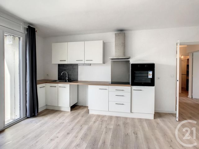 Appartement F4 à louer - 4 pièces - 87.1 m2 - CASTELNAU LE LEZ - 34 - LANGUEDOC-ROUSSILLON - Century 21 Vicarello