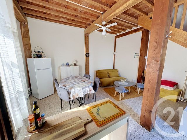 Appartement T2 à vendre VIC LA GARDIOLE