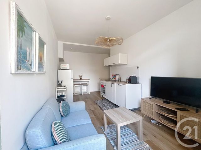 Appartement F2 à louer - 2 pièces - 38.0 m2 - CASTELNAU LE LEZ - 34 - LANGUEDOC-ROUSSILLON - Century 21 Vicarello