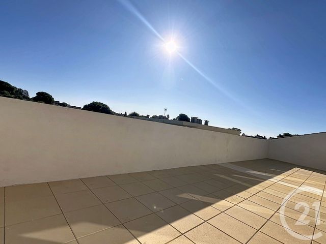 Appartement F3 à vendre - 3 pièces - 81.0 m2 - CASTELNAU LE LEZ - 34 - LANGUEDOC-ROUSSILLON - Century 21 Vicarello