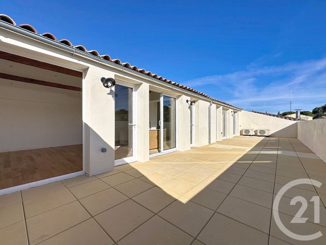 Appartement F3 à vendre - 3 pièces - 81.0 m2 - CASTELNAU LE LEZ - 34 - LANGUEDOC-ROUSSILLON - Century 21 Vicarello