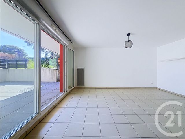 Appartement F3 à vendre - 3 pièces - 62.0 m2 - CASTELNAU LE LEZ - 34 - LANGUEDOC-ROUSSILLON - Century 21 Vicarello