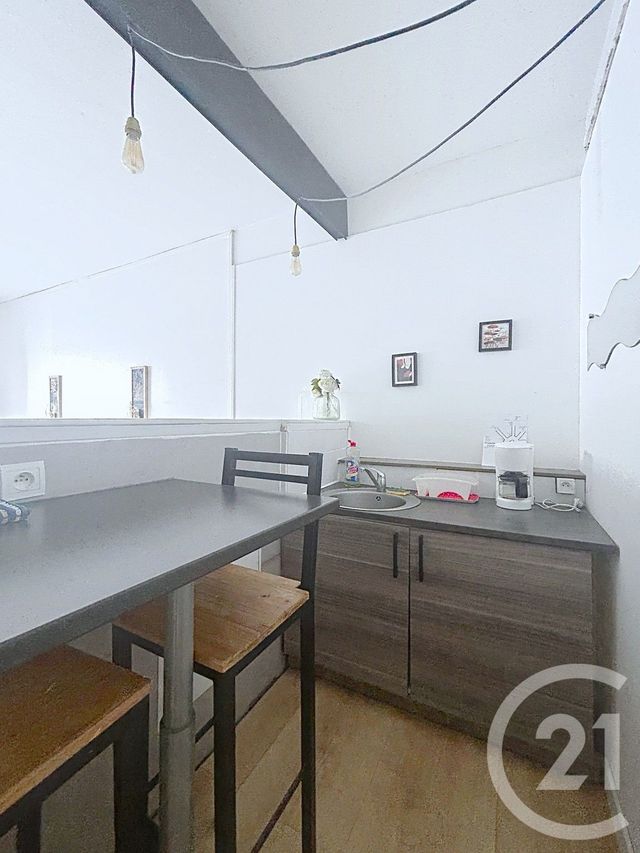 Appartement T2 à vendre - 2 pièces - 35.6 m2 - MONTPELLIER - 34 - LANGUEDOC-ROUSSILLON - Century 21 Vicarello