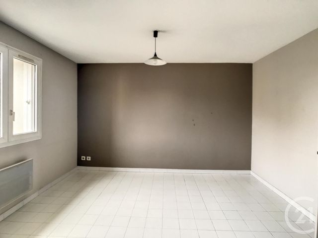 Appartement T2 à louer - 2 pièces - 46.8 m2 - MAUGUIO CARNON - 34 - LANGUEDOC-ROUSSILLON - Century 21 Vicarello