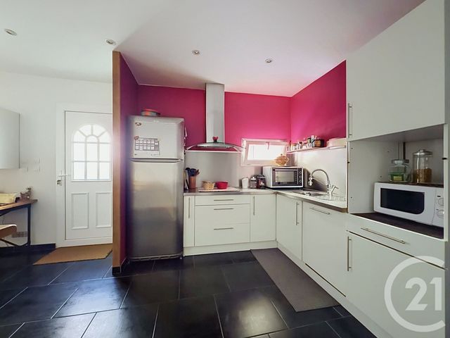 Appartement F3 à vendre - 3 pièces - 66.23 m2 - AIGUES MORTES - 30 - LANGUEDOC-ROUSSILLON - Century 21 Vicarello