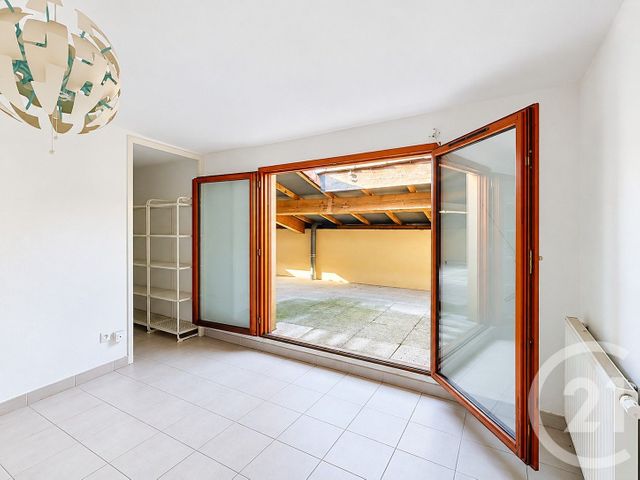 Appartement F3 à vendre - 3 pièces - 74.33 m2 - CASTELNAU LE LEZ - 34 - LANGUEDOC-ROUSSILLON - Century 21 Vicarello