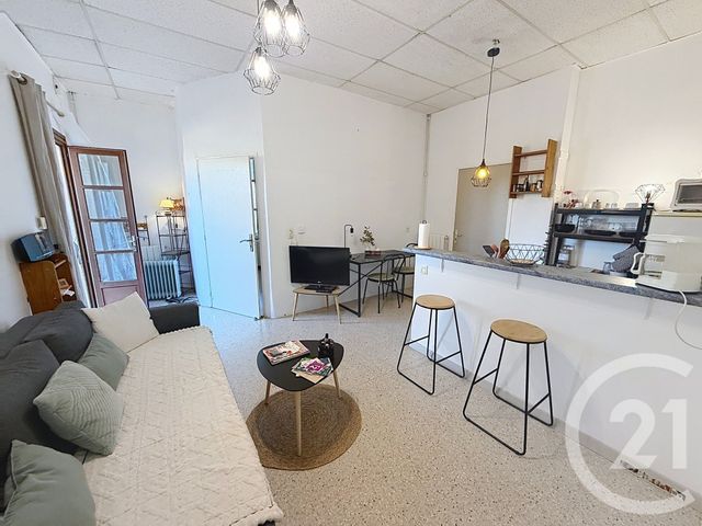 Appartement T2 à vendre - 2 pièces - 42.0 m2 - VIC LA GARDIOLE - 34 - LANGUEDOC-ROUSSILLON - Century 21 Vicarello