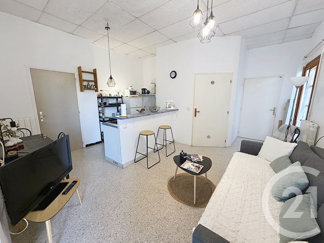 Appartement T2 à vendre - 2 pièces - 42.0 m2 - VIC LA GARDIOLE - 34 - LANGUEDOC-ROUSSILLON - Century 21 Vicarello