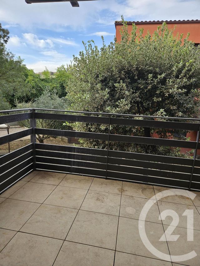 Appartement F2 à louer - 2 pièces - 42.41 m2 - FABREGUES - 34 - LANGUEDOC-ROUSSILLON - Century 21 Vicarello