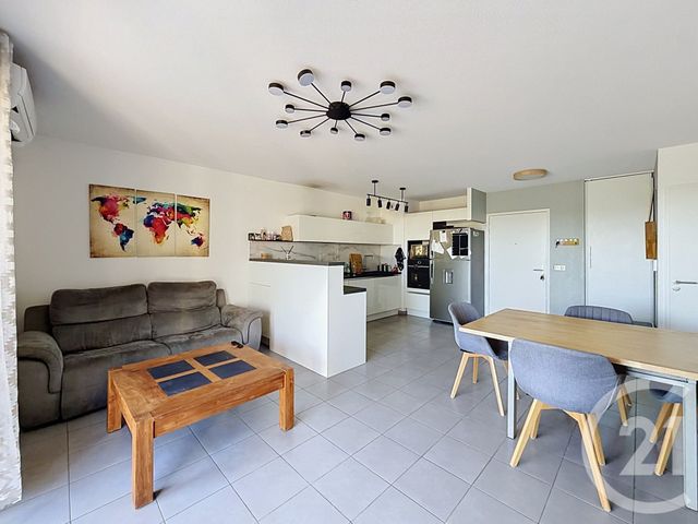 Appartement F4 à vendre - 4 pièces - 79.59 m2 - JUVIGNAC - 34 - LANGUEDOC-ROUSSILLON - Century 21 Vicarello