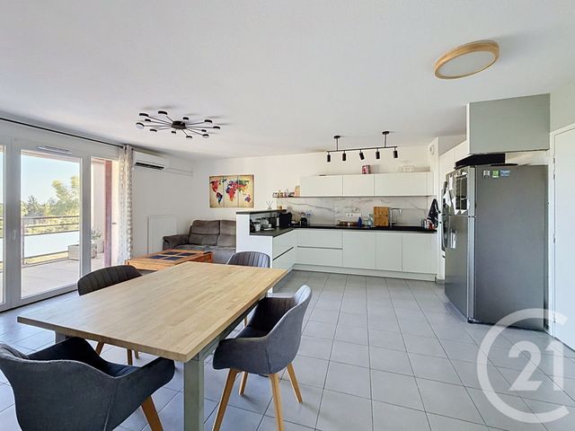 Appartement F4 à vendre - 4 pièces - 79.59 m2 - JUVIGNAC - 34 - LANGUEDOC-ROUSSILLON - Century 21 Vicarello