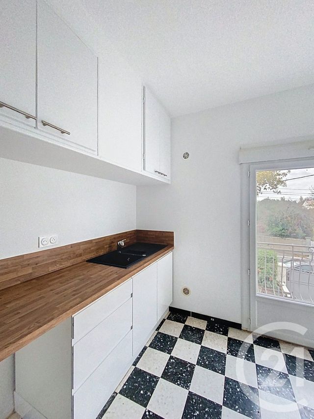 Appartement T4 à louer - 4 pièces - 101.87 m2 - MUDAISON - 34 - LANGUEDOC-ROUSSILLON - Century 21 Vicarello