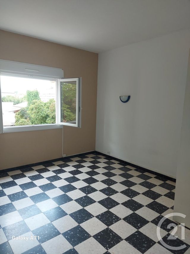 Appartement T4 à louer - 4 pièces - 101.87 m2 - MUDAISON - 34 - LANGUEDOC-ROUSSILLON - Century 21 Vicarello