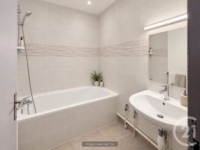 Appartement F3 à vendre - 3 pièces - 55.0 m2 - MONTPELLIER - 34 - LANGUEDOC-ROUSSILLON - Century 21 Vicarello