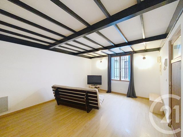 Appartement F2 à louer - 2 pièces - 61.7 m2 - PIGNAN - 34 - LANGUEDOC-ROUSSILLON - Century 21 Vicarello