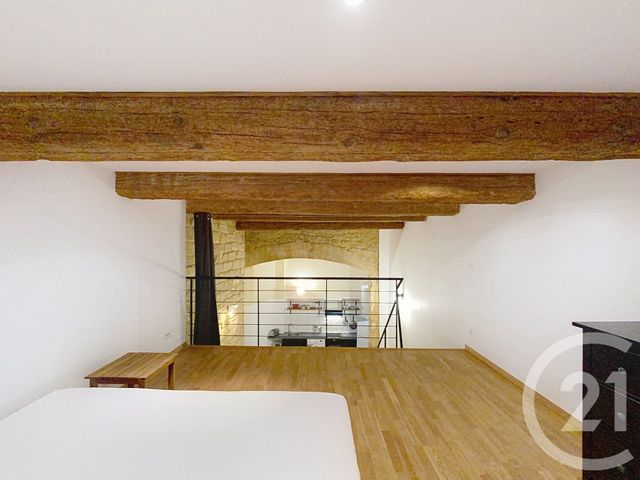 Appartement F2 à louer - 2 pièces - 61.7 m2 - PIGNAN - 34 - LANGUEDOC-ROUSSILLON - Century 21 Vicarello
