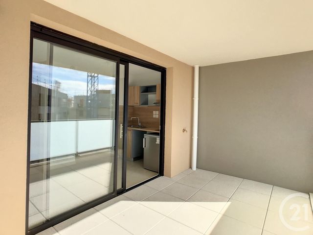 Appartement F2 à louer - 2 pièces - 40.1 m2 - ST JEAN DE VEDAS - 34 - LANGUEDOC-ROUSSILLON - Century 21 Vicarello