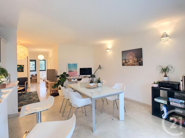 Appartement F3 à louer - 3 pièces - 75.36 m2 - MONTPELLIER - 34 - LANGUEDOC-ROUSSILLON - Century 21 Vicarello