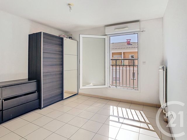 Appartement F3 à vendre - 3 pièces - 58.99 m2 - JUVIGNAC - 34 - LANGUEDOC-ROUSSILLON - Century 21 Vicarello