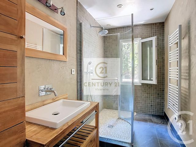 Appartement F3 à vendre - 3 pièces - 61.34 m2 - ST GELY DU FESC - 34 - LANGUEDOC-ROUSSILLON - Century 21 Vicarello