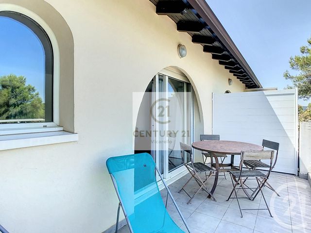 Appartement F3 à vendre - 3 pièces - 61.34 m2 - ST GELY DU FESC - 34 - LANGUEDOC-ROUSSILLON - Century 21 Vicarello