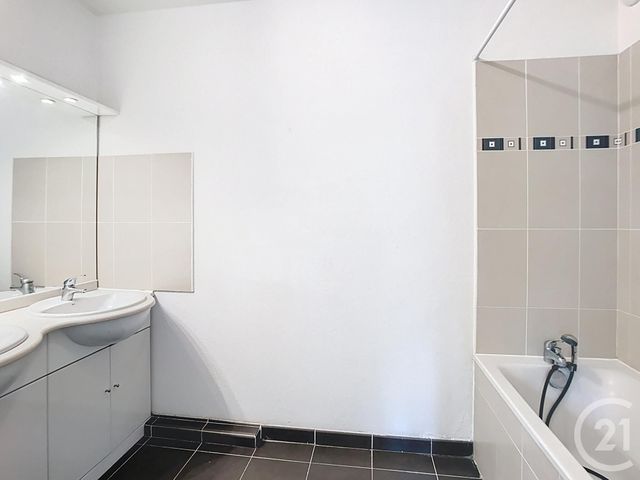 Appartement F3 à vendre - 3 pièces - 60.93 m2 - MONTPELLIER - 34 - LANGUEDOC-ROUSSILLON - Century 21 Vicarello