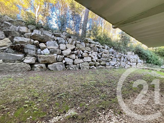 Appartement F4 à vendre - 4 pièces - 95.04 m2 - ST GELY DU FESC - 34 - LANGUEDOC-ROUSSILLON - Century 21 Vicarello