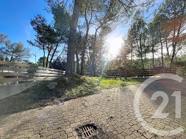 Appartement F4 à vendre - 4 pièces - 95.04 m2 - ST GELY DU FESC - 34 - LANGUEDOC-ROUSSILLON - Century 21 Vicarello