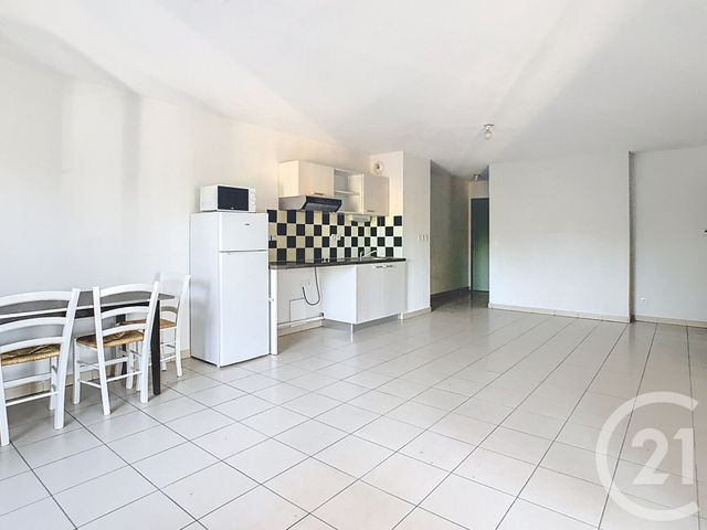 Appartement F3 à vendre - 3 pièces - 57.6 m2 - JUVIGNAC - 34 - LANGUEDOC-ROUSSILLON - Century 21 Vicarello