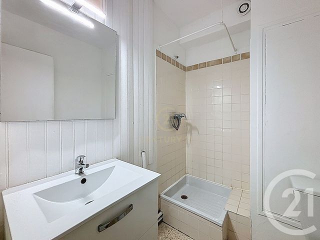 Afficher la photo en grand Appartement F1 à vendre - 1 pièce - 26.14 m2 - MAUGUIO CARNON - 34 - LANGUEDOC-ROUSSILLON - Century 21 Vicarello