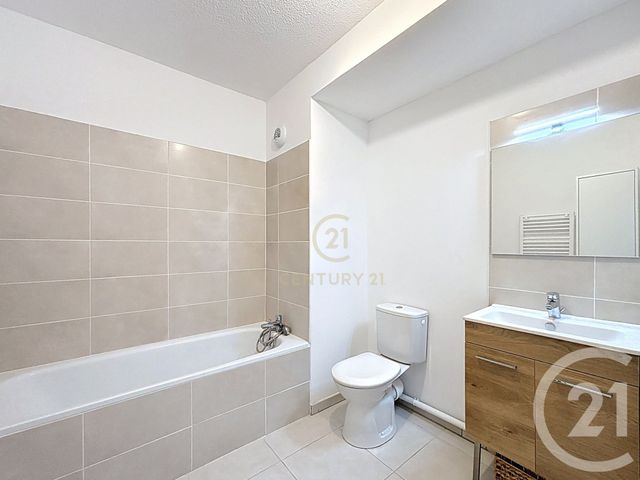 Appartement F3 à vendre - 3 pièces - 56.61 m2 - CASTELNAU LE LEZ - 34 - LANGUEDOC-ROUSSILLON - Century 21 Vicarello
