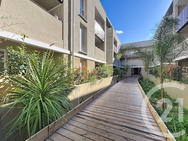 Appartement F3 à vendre - 3 pièces - 56.61 m2 - CASTELNAU LE LEZ - 34 - LANGUEDOC-ROUSSILLON - Century 21 Vicarello