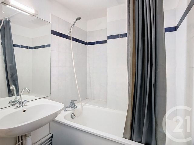 Appartement F2 à vendre - 2 pièces - 32.8 m2 - MONTPELLIER - 34 - LANGUEDOC-ROUSSILLON - Century 21 Vicarello
