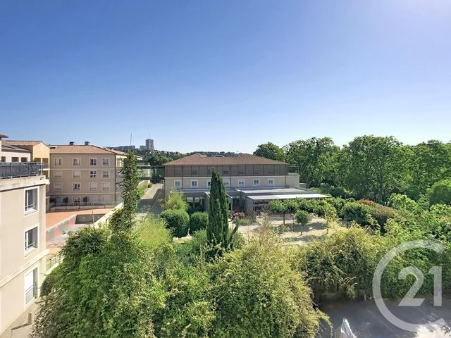Appartement F3 à vendre - 3 pièces - 60.47 m2 - JUVIGNAC - 34 - LANGUEDOC-ROUSSILLON - Century 21 Vicarello