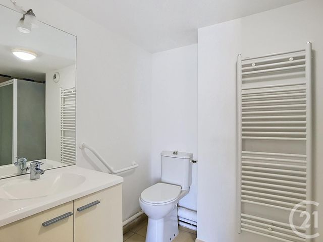 Appartement F3 à vendre - 3 pièces - 60.47 m2 - JUVIGNAC - 34 - LANGUEDOC-ROUSSILLON - Century 21 Vicarello