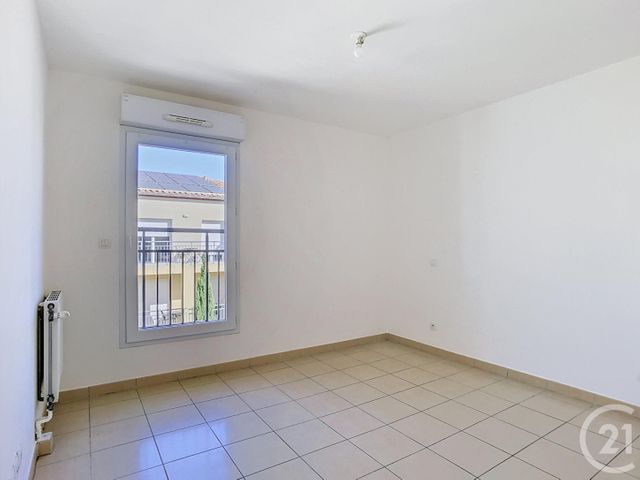 Appartement F3 à vendre - 3 pièces - 60.47 m2 - JUVIGNAC - 34 - LANGUEDOC-ROUSSILLON - Century 21 Vicarello