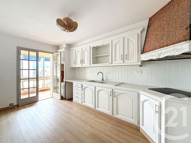 maison à vendre - 10 pièces - 210.0 m2 - MAUGUIO CARNON - 34 - LANGUEDOC-ROUSSILLON - Century 21 Vicarello