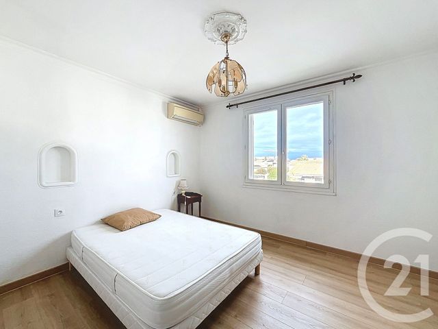 maison à vendre - 10 pièces - 210.0 m2 - MAUGUIO CARNON - 34 - LANGUEDOC-ROUSSILLON - Century 21 Vicarello