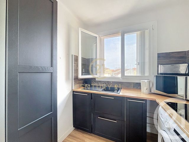 Appartement F3 à vendre - 3 pièces - 55.0 m2 - LE GRAU DU ROI - 30 - LANGUEDOC-ROUSSILLON - Century 21 Vicarello